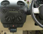 Dash, showing the Parrot Bluetooth hands free installation